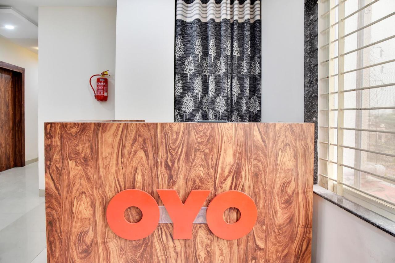 Oyo 40146 Hotel Continental Μποπάλ Εξωτερικό φωτογραφία